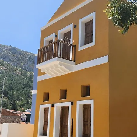 Kastello Apartment *