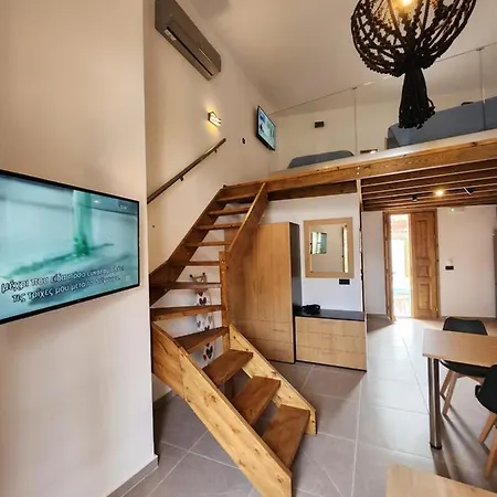 Kastello Apartment *