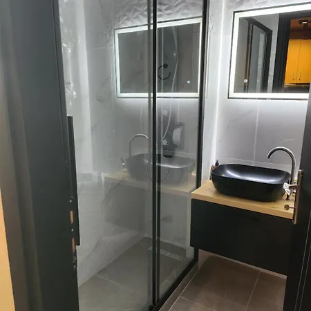 Kastello Apartment Megisti