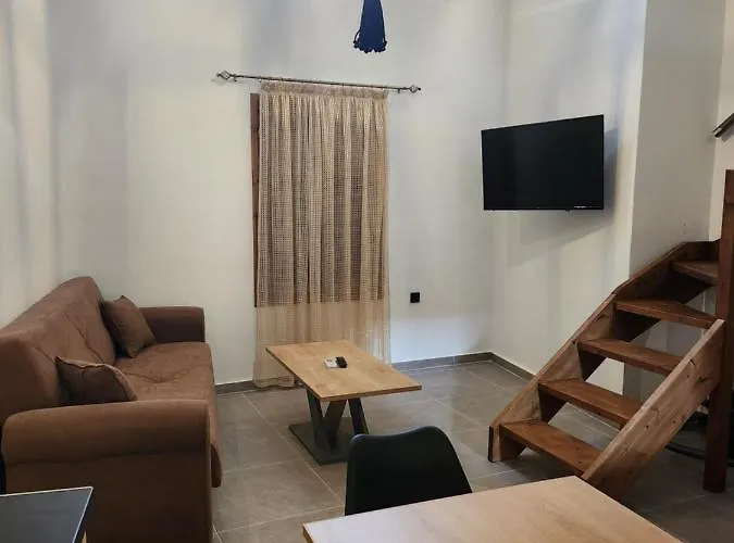 Kastello * Meyísti
